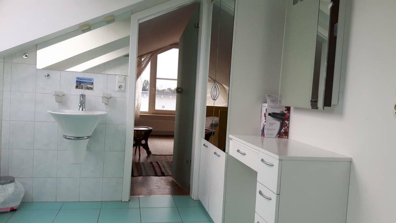 Helles Dachstudio Allershausen Bagian luar foto